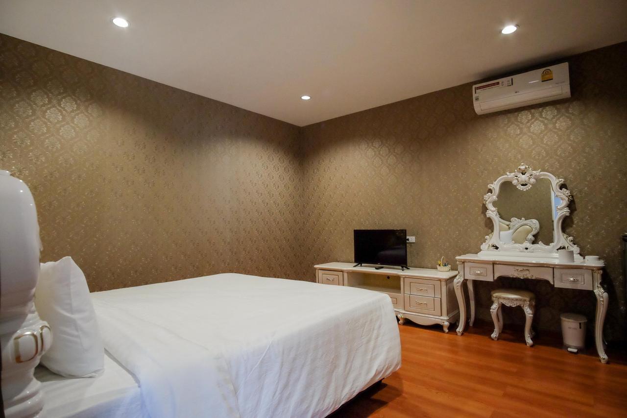 bahay-panuluyan The O-zone Airport 3*